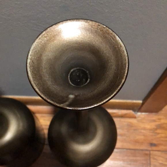 BRAND NEW PIER 1 BRONZE VASES FOR ARTIFICIAL FLOWERS ONLY! NEVER USED! - Picture 5 of 6